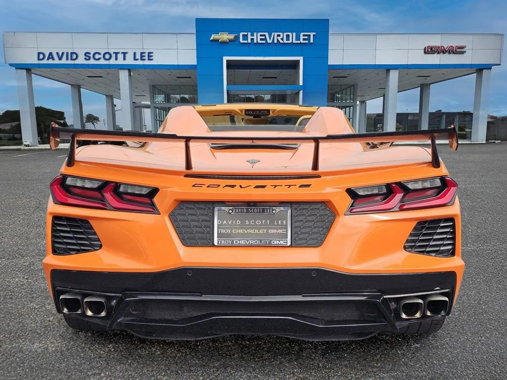 Used 2022 Amplify Orange Tintcoat Chevrolet 3LT image 10