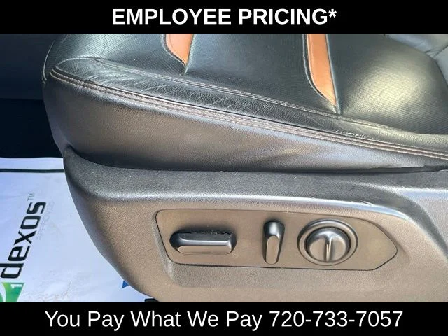 Used 2020 White GMC AT4 image 17