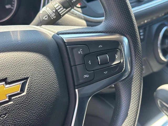 Used 2025 Red Chevrolet LT image 25