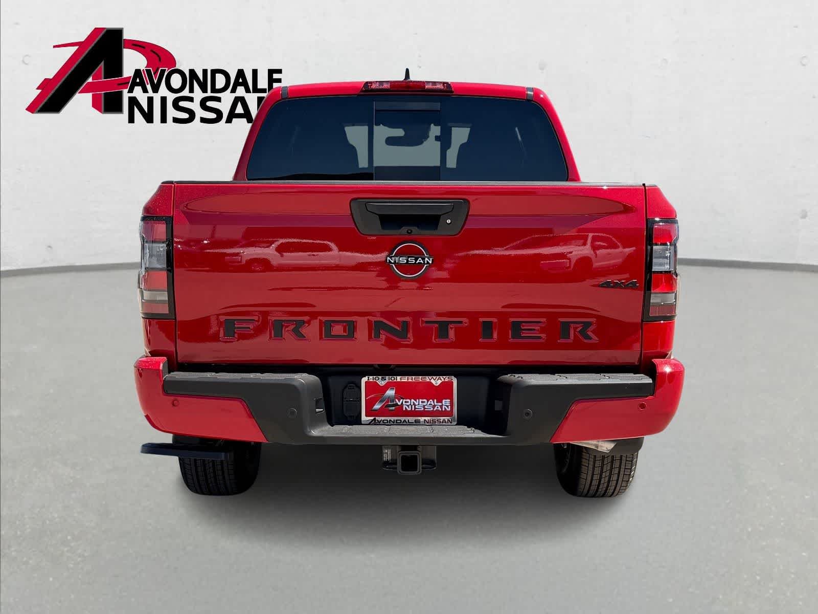 Nueva imagen del Nissan Crew Cab SV 2026 Red Alert 5