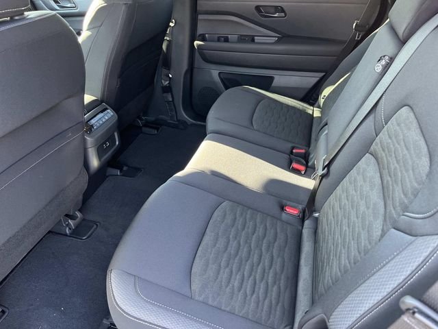 Used 2025 White Nissan SV image 17