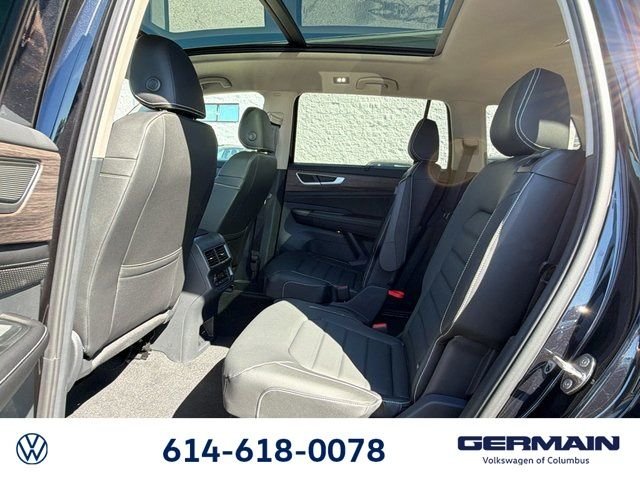New 2026 Deep Black Pearl Volkswagen 2.0T SEL image 16