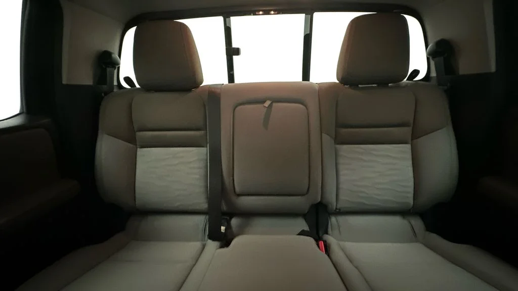 Used 2022 Gray Nissan SV image 14