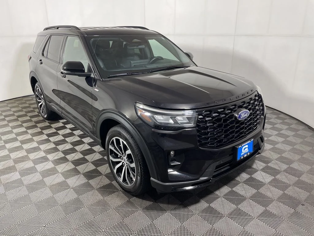 2025 Ford Explorer ST-LINE 4WD (PL535)'s photo