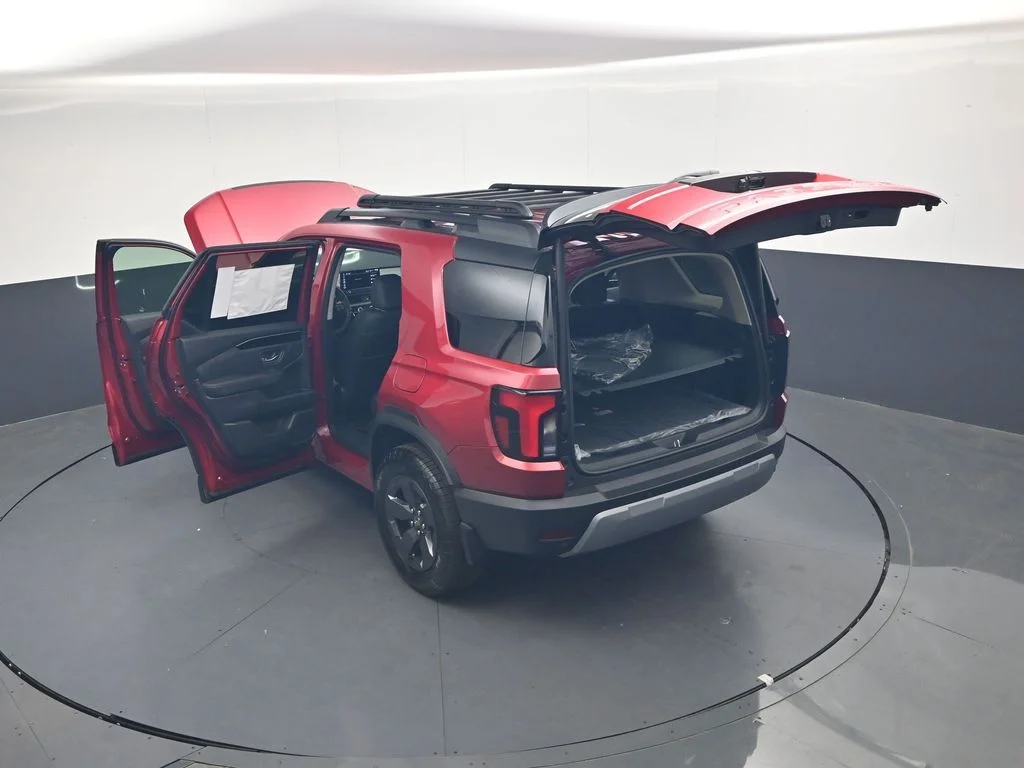 New 2026 Radiant Red Metallic II Honda RTL image 46