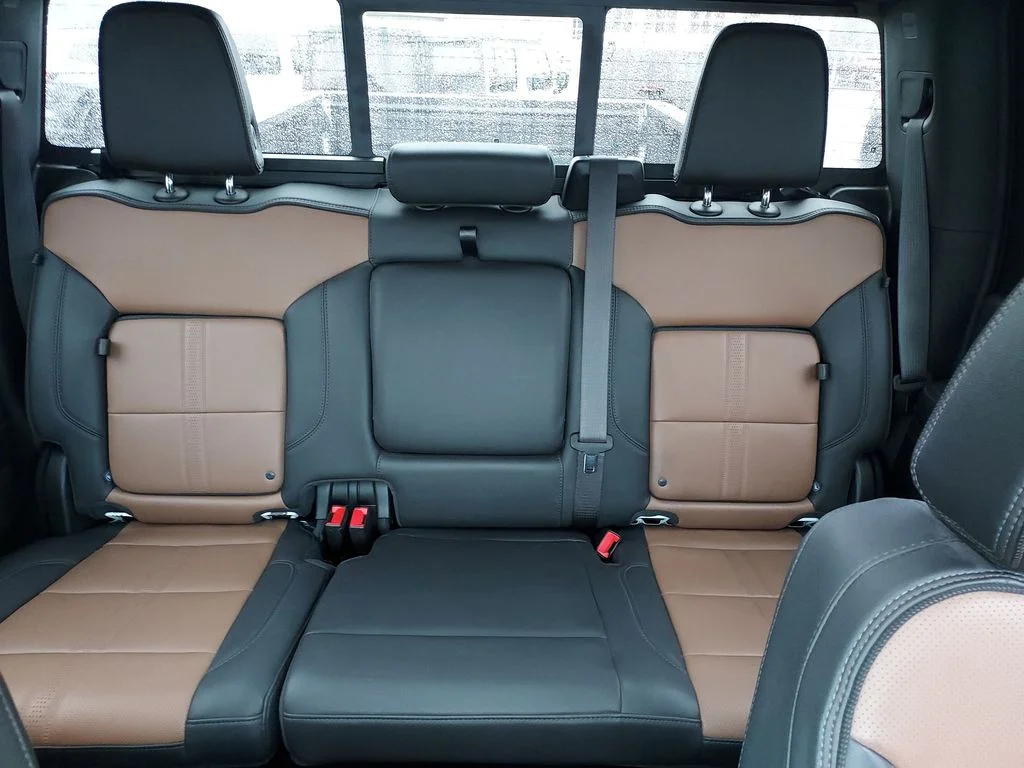 Used 2024 Beige Chevrolet High Country image 13
