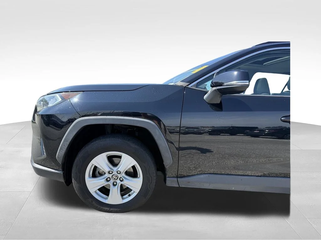 Used 2021 Black Toyota XLE image 24