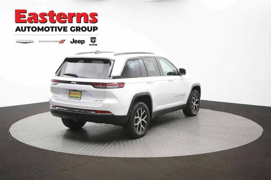 Used 2025 White Jeep Limited image 43