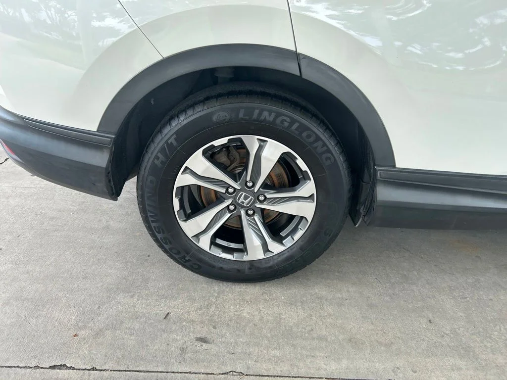 Used 2018 White Honda LX image 18