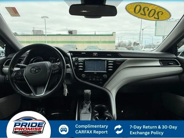 2020 Toyota Camry SE Nightshade - Photo 17