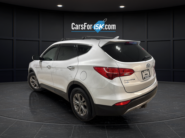 Used 2014 Moonstone Silver Hyundai Base image 5