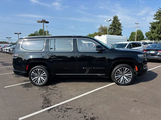 Used 2022 Black Jeep Series III image 31