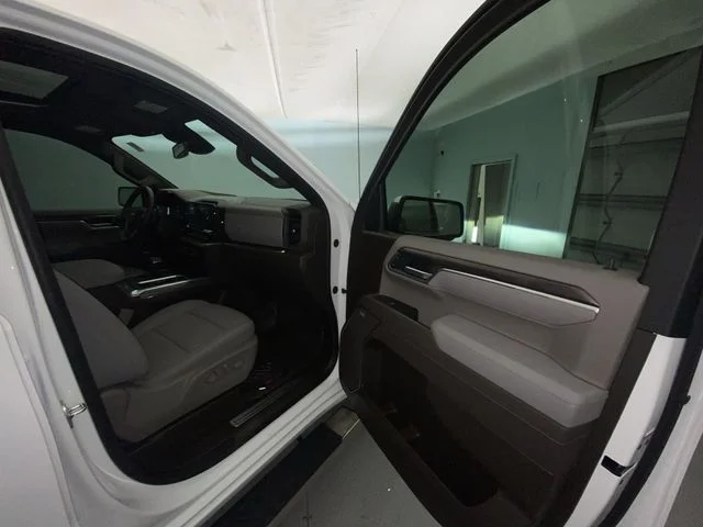 Used 2026 White Chevrolet LTZ image 25