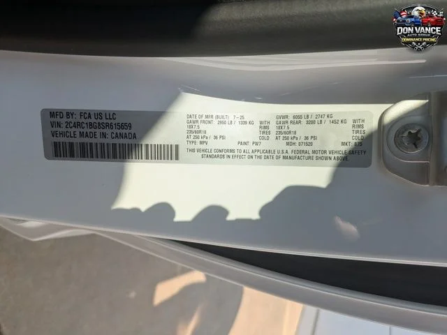 2025 Chrysler Pacifica Select - Photo 27