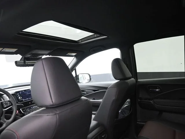 New 2026 Platinum White Pearl Honda Black Edition image 23