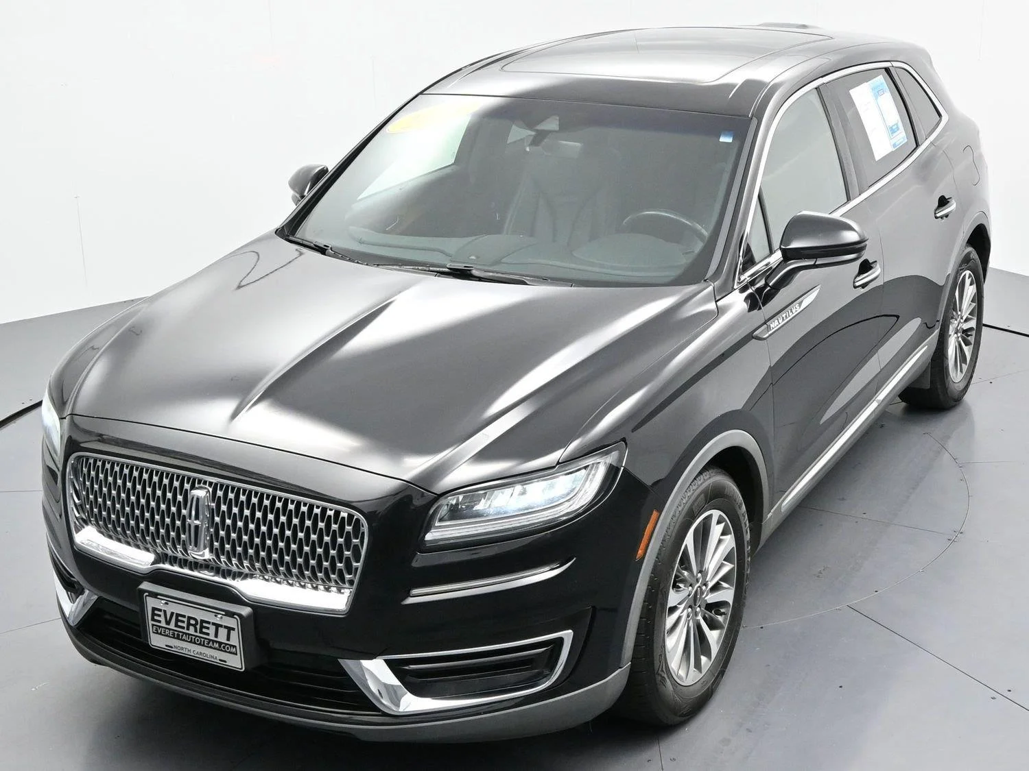 Used 2020 Infinite Black Lincoln Reserve image 46