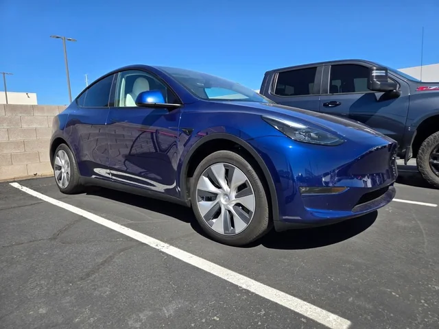 2024 Tesla Model Y Long Range