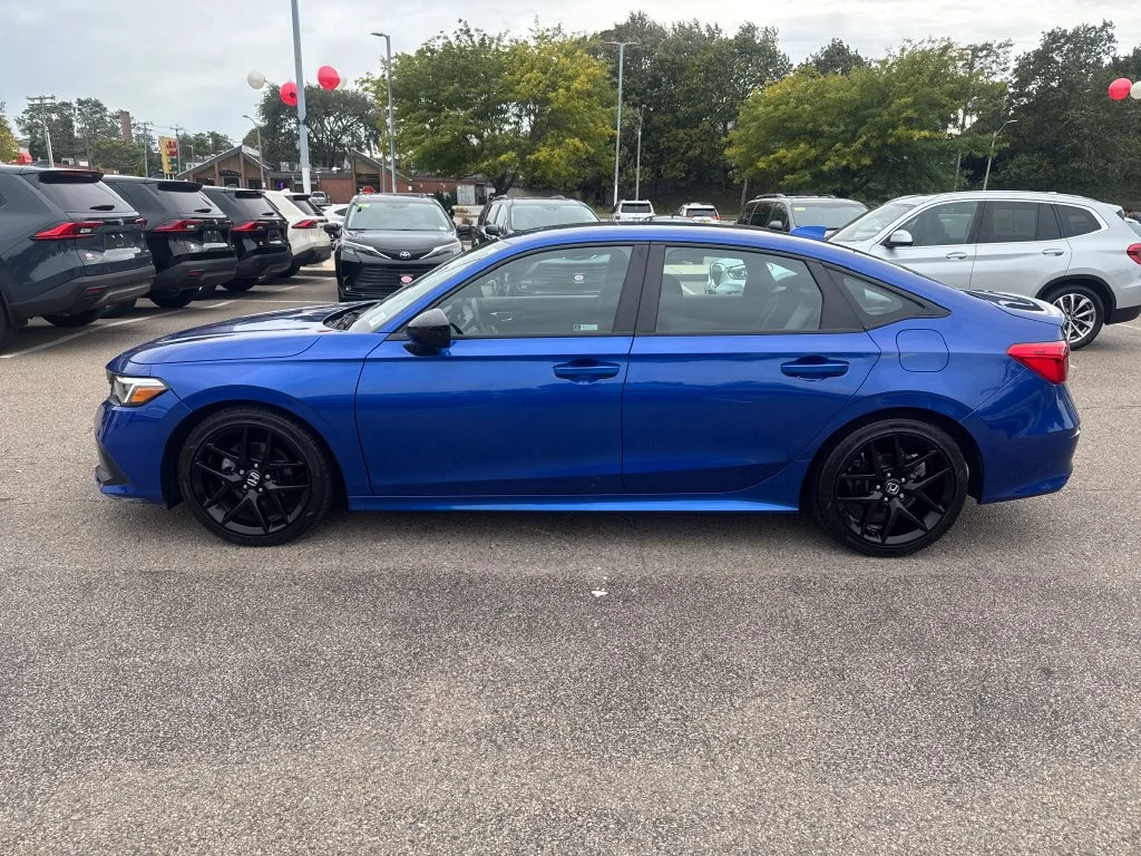 Used 2024 Blue Honda Sport image 4