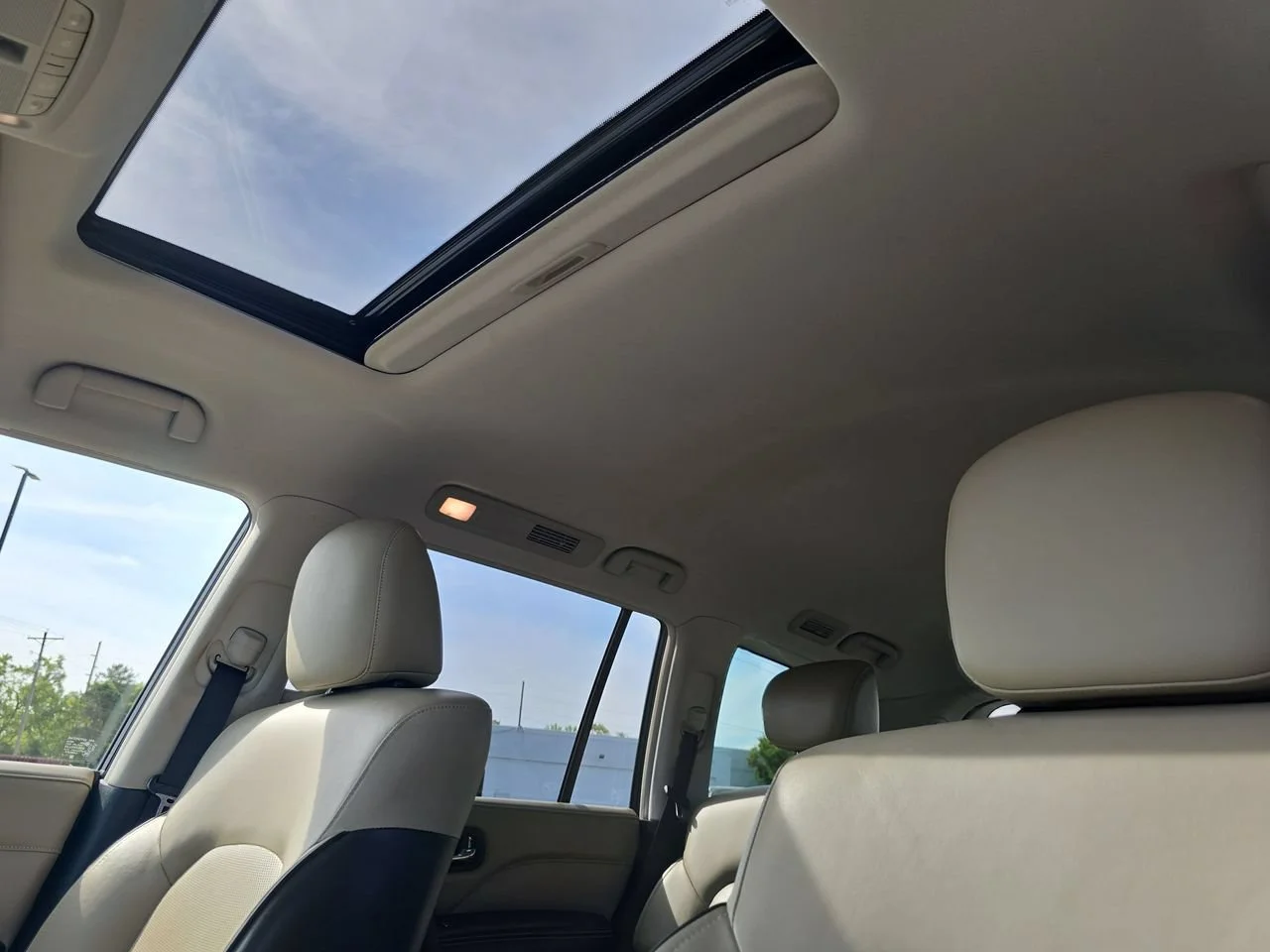 Used 2022 Black INFINITI PREMIUM SELECT AWD image 20