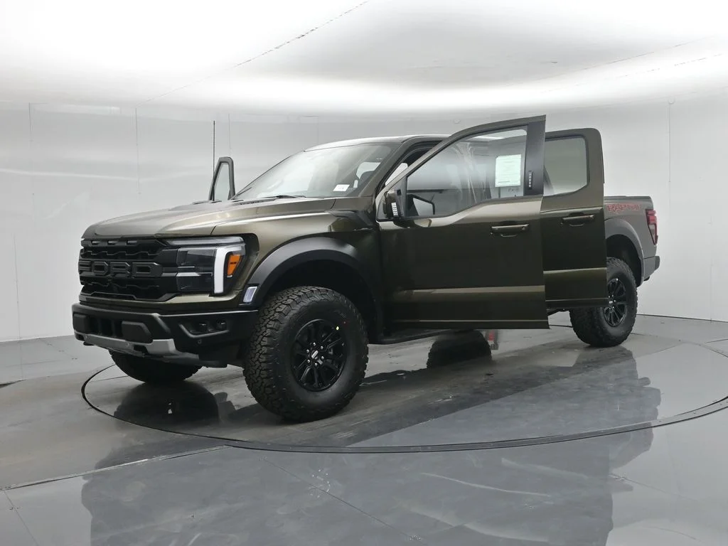 New 2026 Shelter Green Ford Raptor image 32