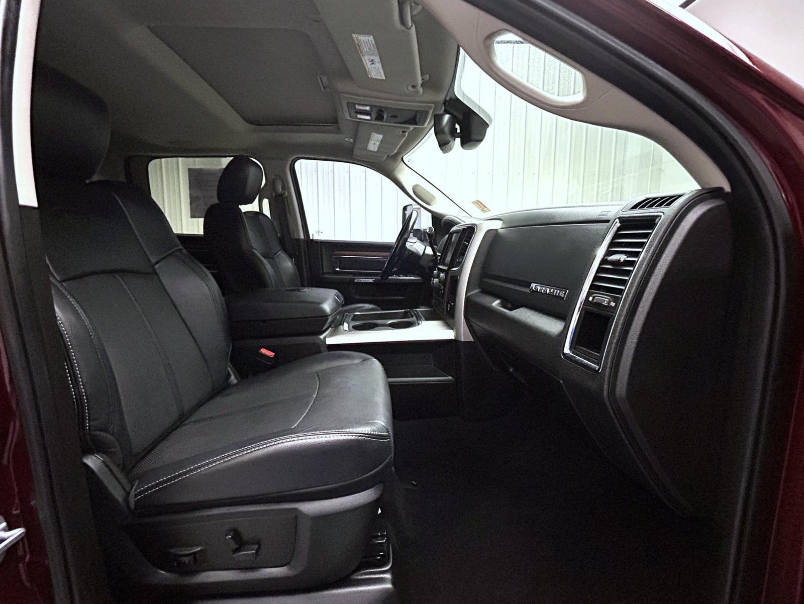 Used 2018 Red Ram Laramie image 15