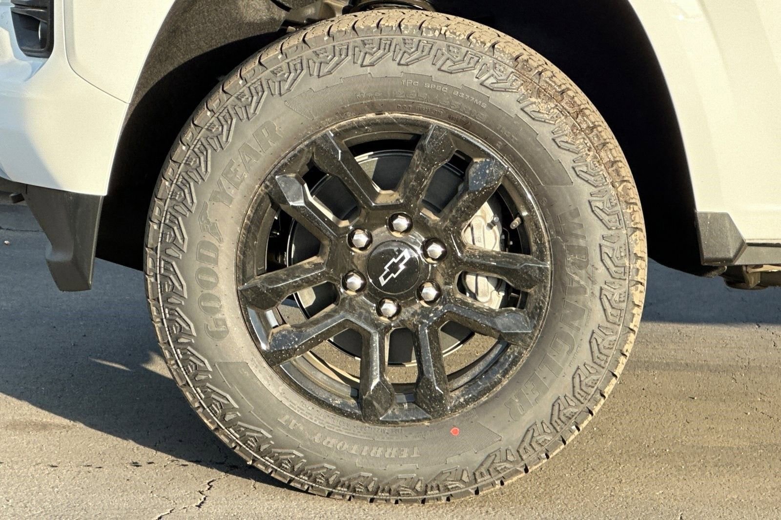 2025 Chevrolet Colorado Z71 - Photo 31