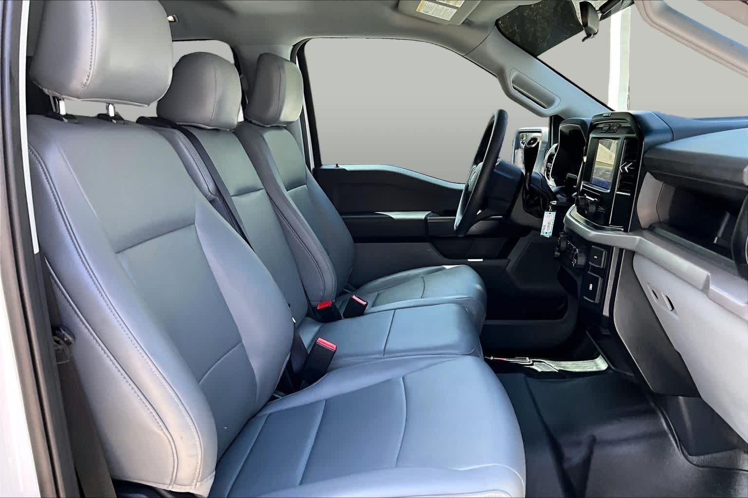 Used 2023 Oxford White Ford XL image 25