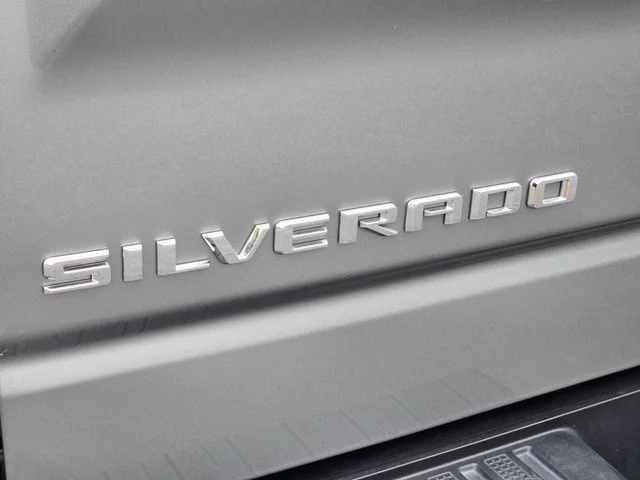 Used 2025 Gray Chevrolet LT image 15