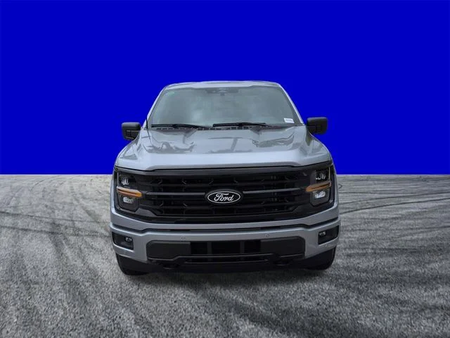 New 2026 Iconic Silver Metallic Ford XLT image 9