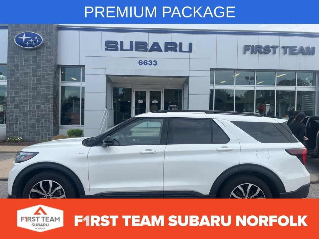 2025 Ford Explorer ST-LINE RWD (PL535)'s photo