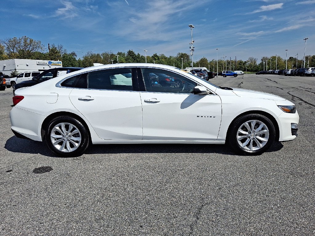 Used 2024 White Chevrolet LT image 8