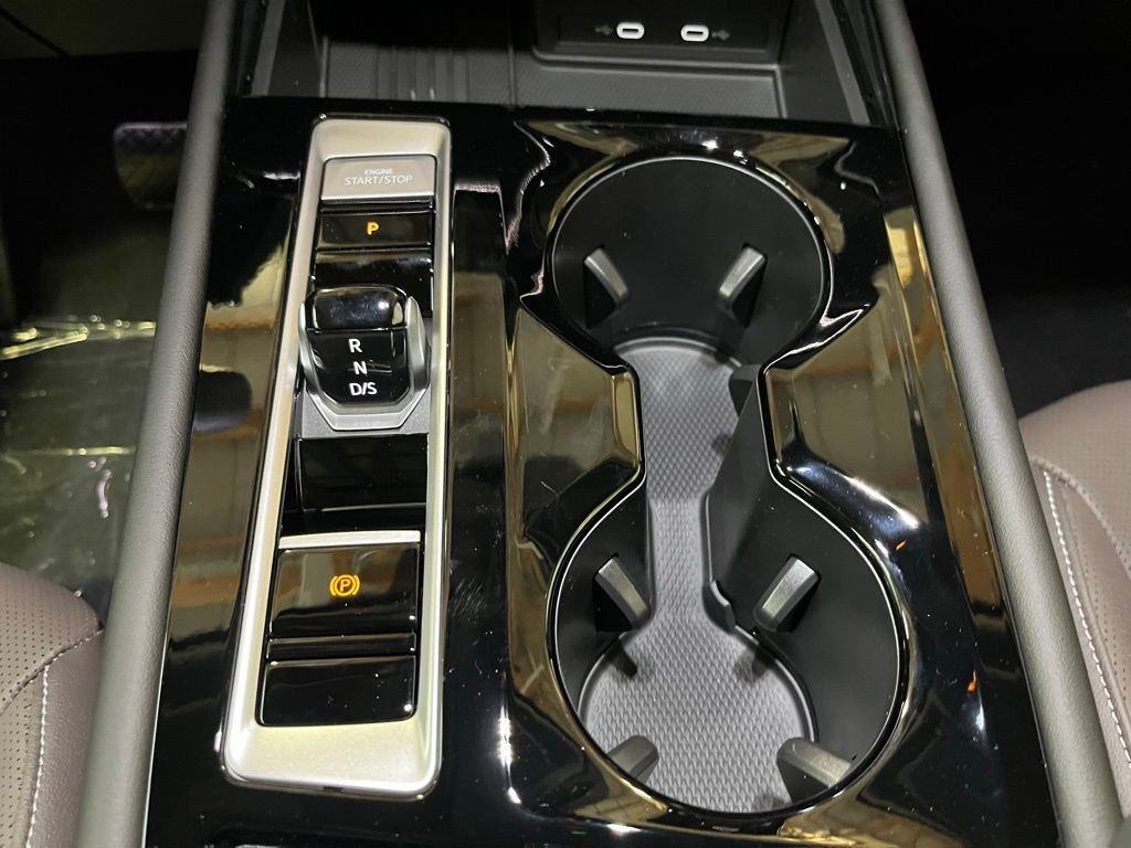 New 2026 Black Volkswagen 2.0T SEL image 14
