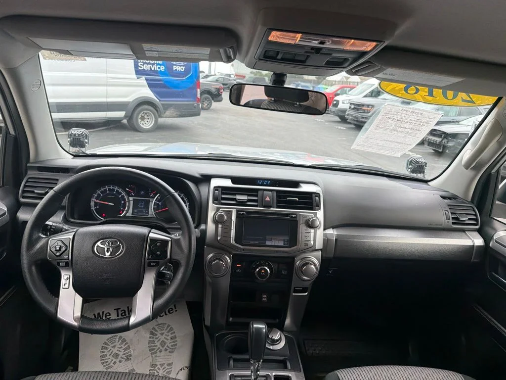 Certified Used 2018 Classic Silver Metallic Toyota SR5 image 19