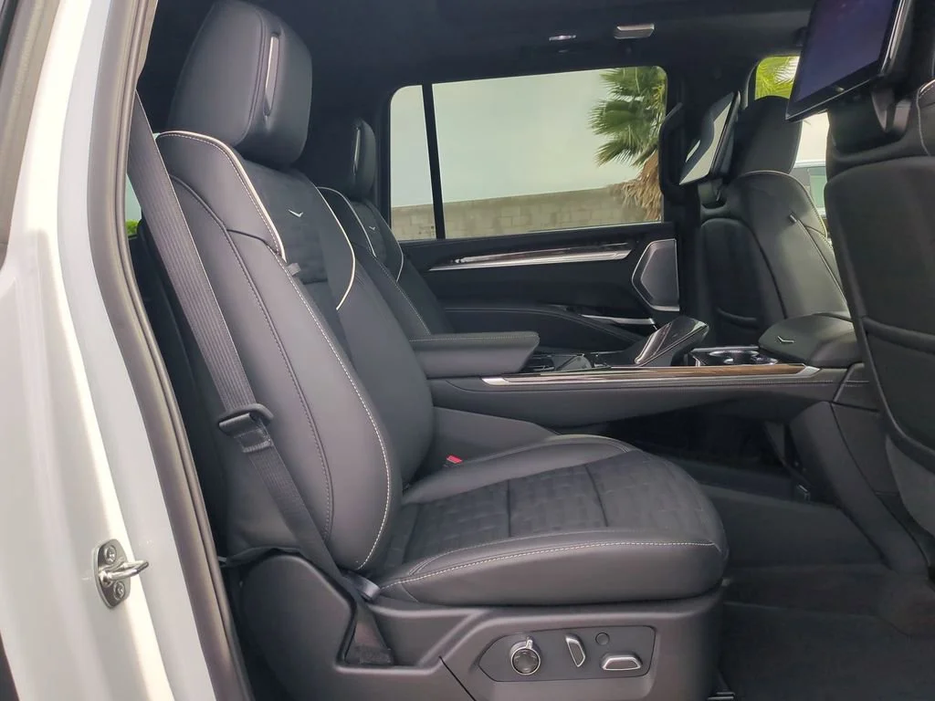 2026 Cadillac Escalade ESV Platinum Luxury - Photo 34