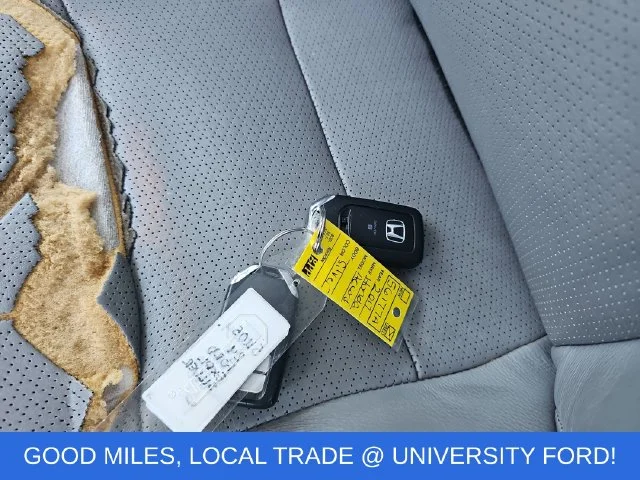 Used 2017 Gray Honda EX-L image 31