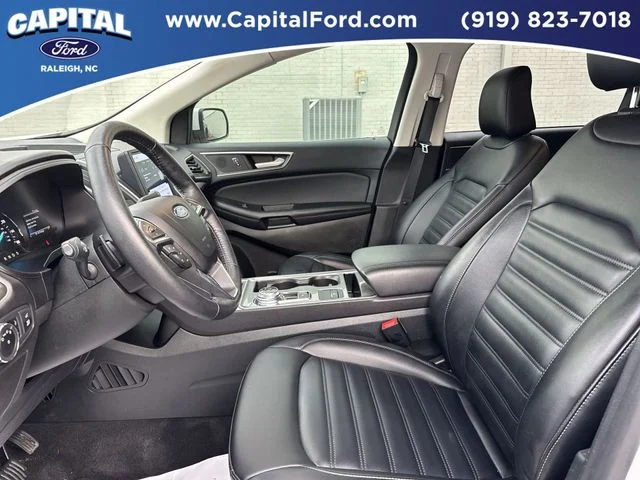 Used 2023 White Ford SEL image 23
