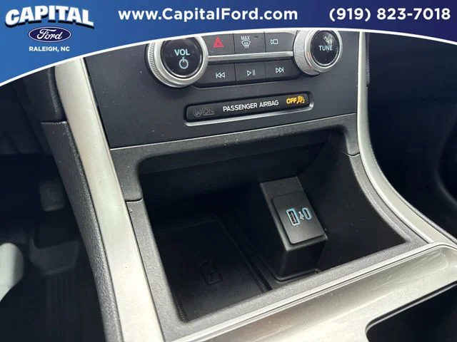 Used 2023 Blue Ford SEL image 30