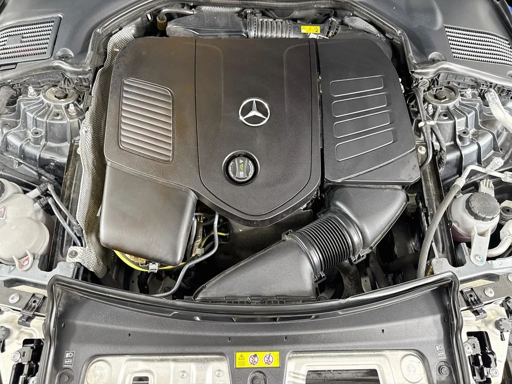 Used 2024 Gray Mercedes-Benz C 300 image 29