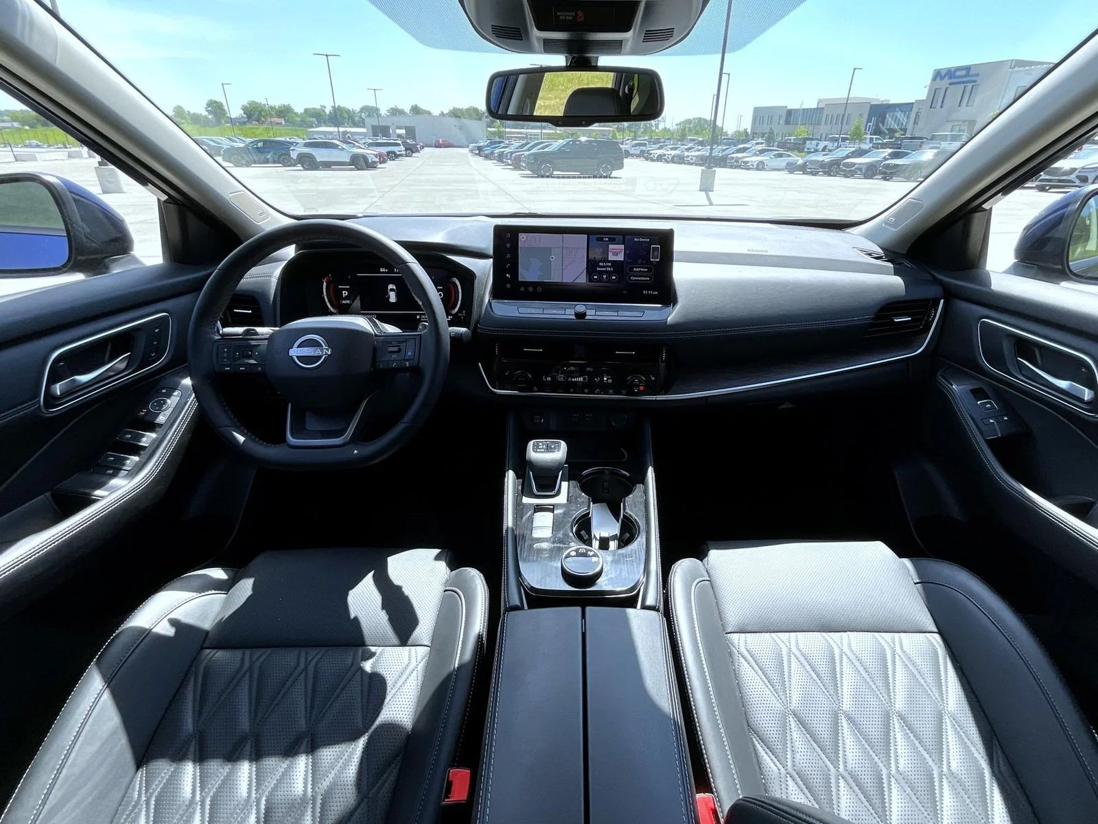 Used 2026 Blue Nissan Platinum image 15