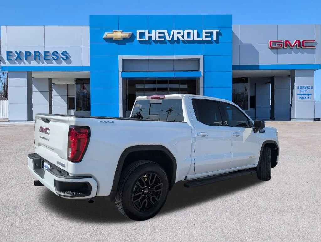 Used 2024 White GMC Elevation image 3