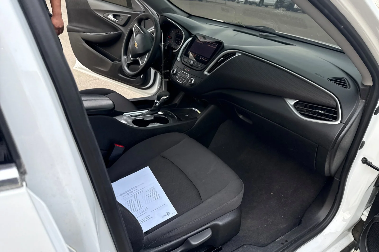 Used 2023 SUMMIT WHITE Chevrolet LT image 12