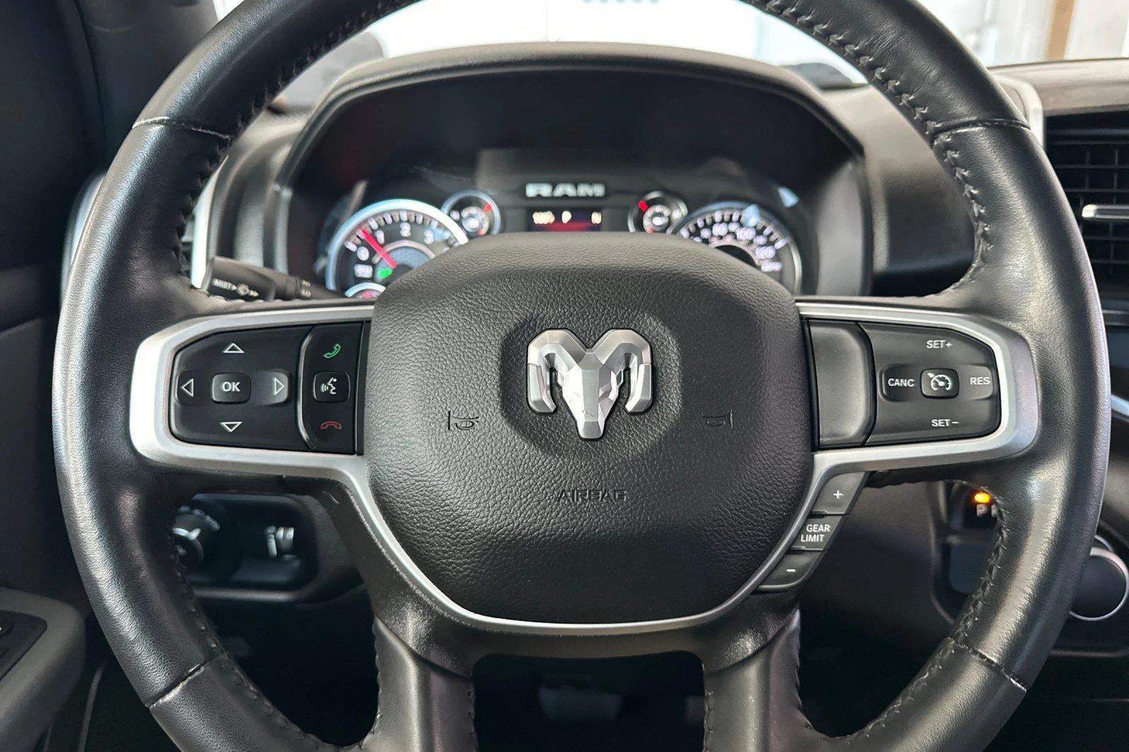 Used 2023 Granite Crystal Metallic Clearcoat Ram Big Horn image 22