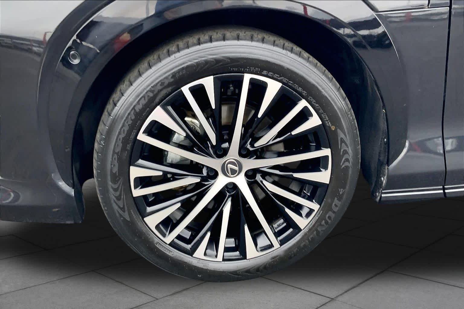 Used 2024 Caviar Lexus Premium image 10