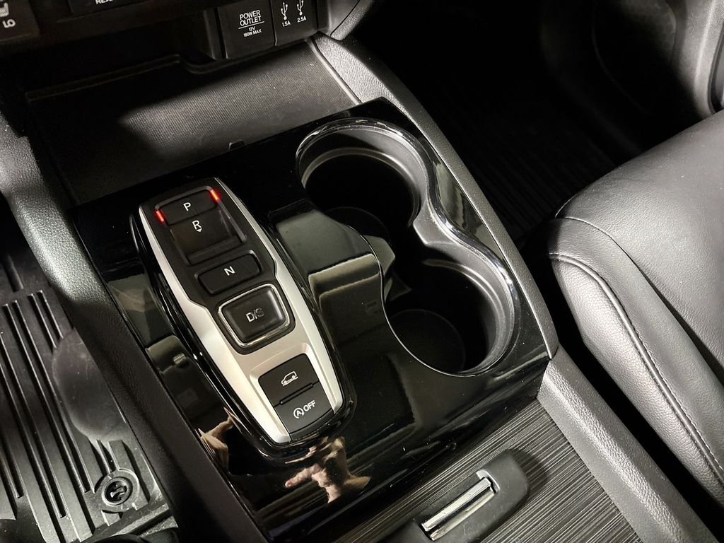Used 2016 Gray Honda Touring image 17