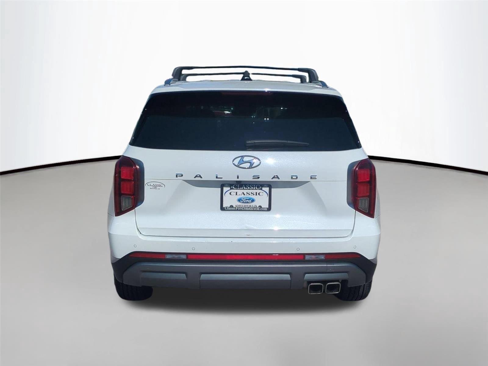 Used 2024 Hyper White Hyundai Limited image 4