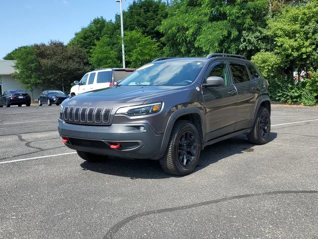 Used 2019 Gray Jeep Trailhawk image 2