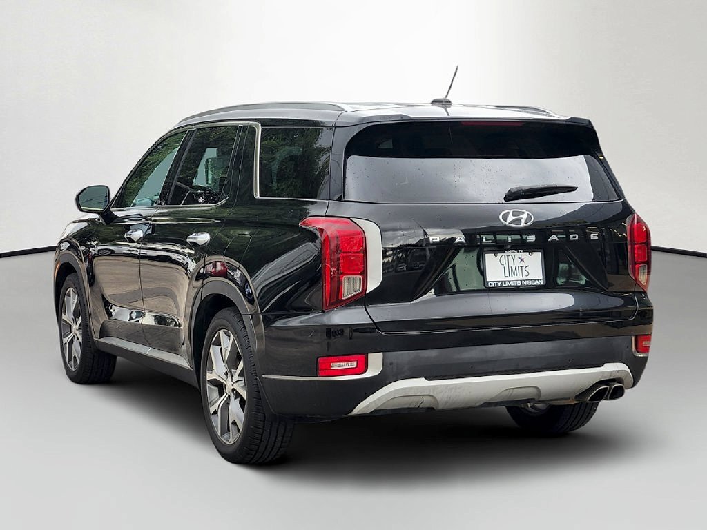 Used 2020 Black Hyundai SEL image 5
