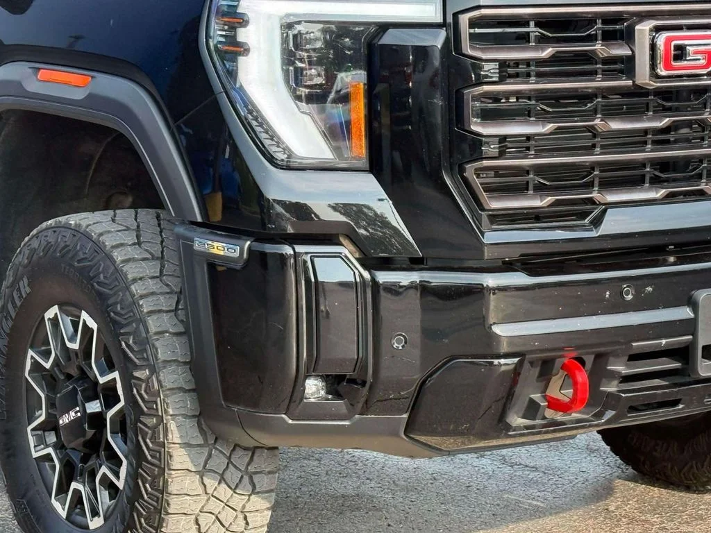 Used 2025 Black GMC AT4X image 5
