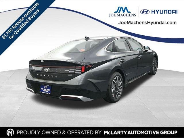 New 2026 Gray Hyundai SEL image 8
