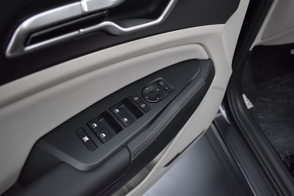 2026 Kia Sportage EX - Photo 6